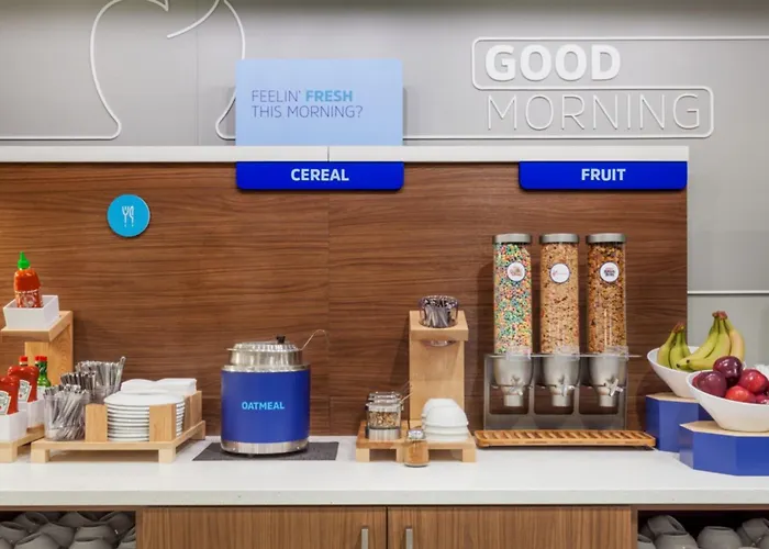 Holiday Inn Express & Suites - Denton North By Ihg
