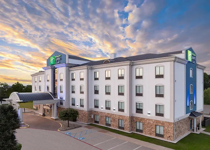 Holiday Inn Express & Suites - Denton North By Ihg