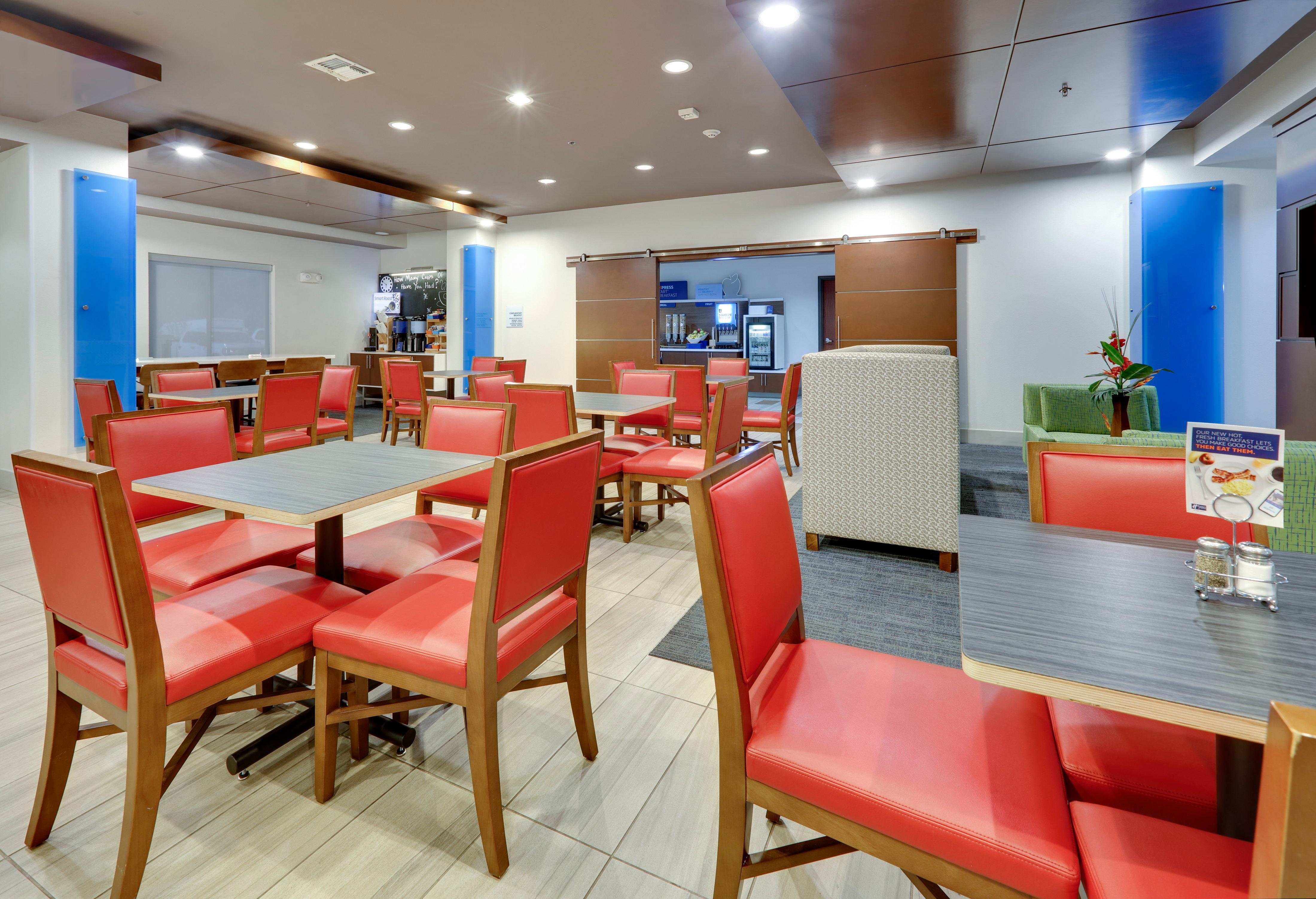 Express & - North By Ihg Hotel Denton